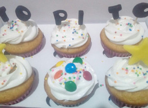 Una foto de Cupcakes de vainilla