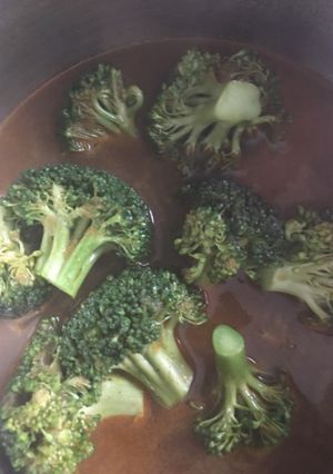 A picture of Broccoli stew.