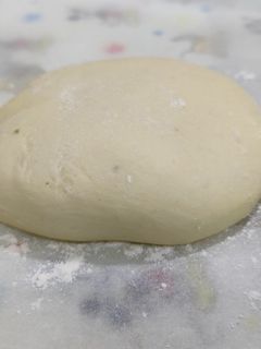 Una foto de Masa fina de pizza sin levadura