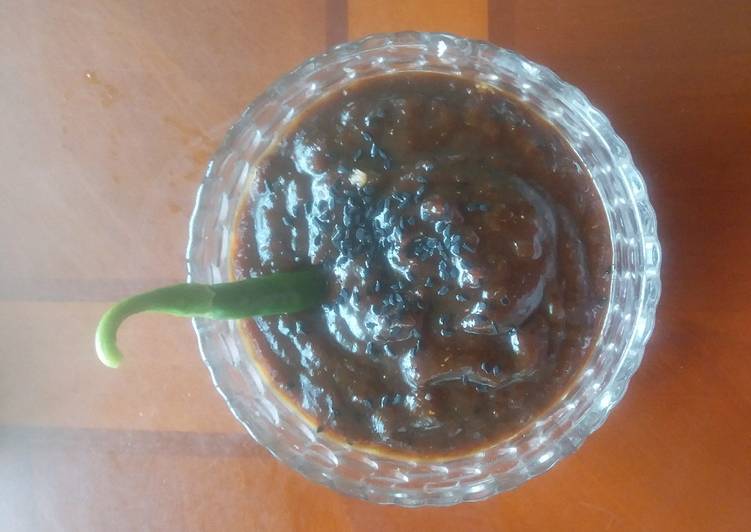 Spicy and tangy tamarind chutney