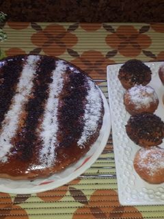 صورة لوصفة بريوش بعجينة واحدة وشكلين مختلفين