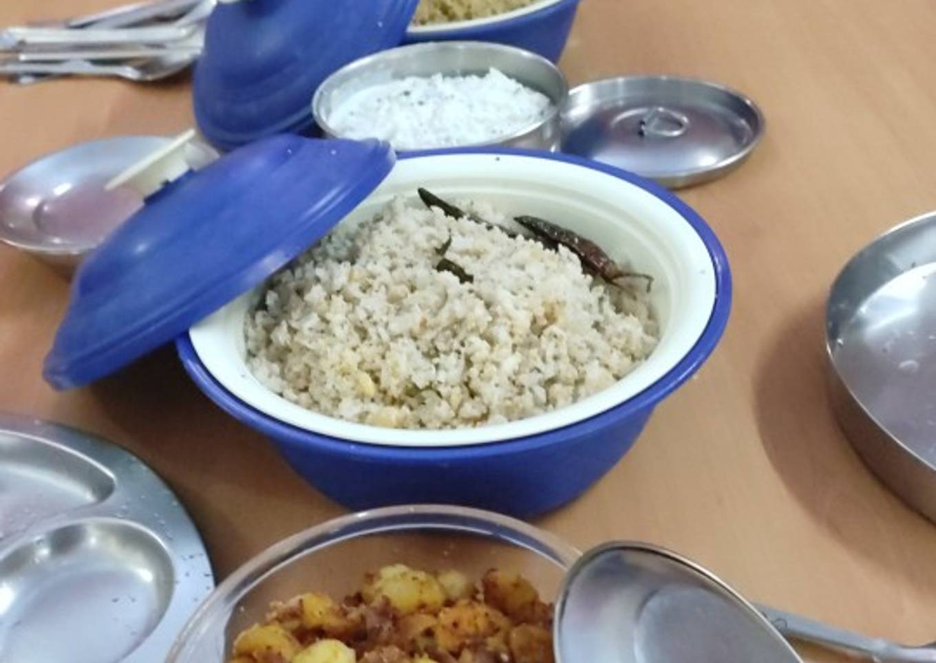 Variety rice coconut, imli rice small potato, curd