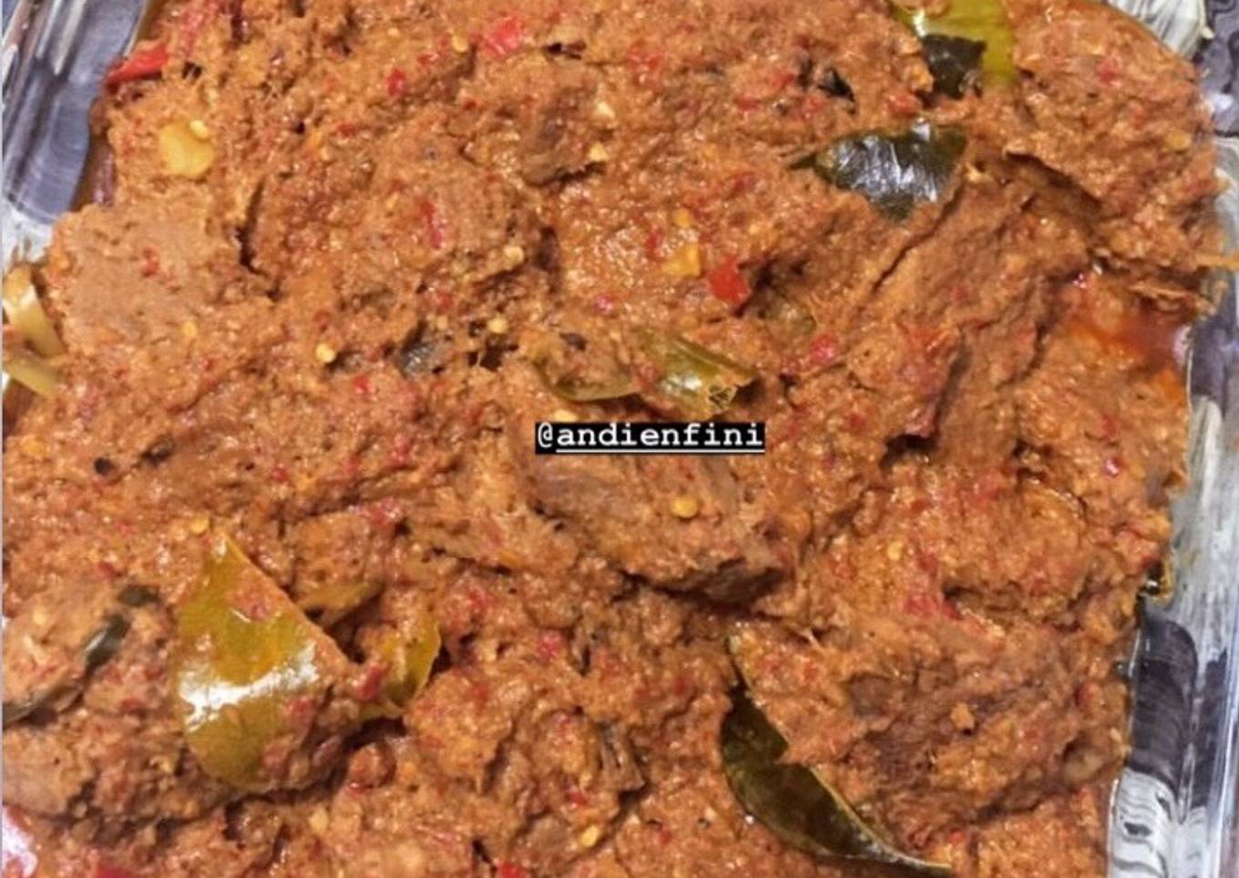Daging rendang padang