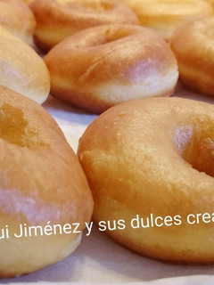 Una foto de Donuts