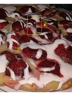Una foto de Tarta de frutillas, pastelera y merengue!!!