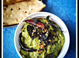 A picture of Spring onion and coriander chutney.
