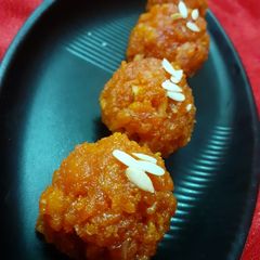 A picture of Motichoor Ladoo.