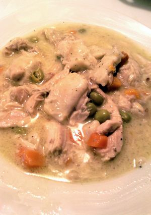 A picture of old fashioned chicken n dumplins.
