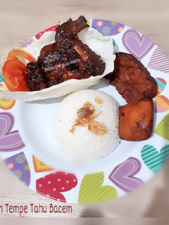 Foto resep Ayam Tempe Tahu Bacem