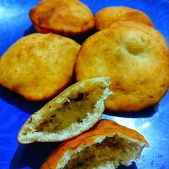 A picture of Mangalore buns.