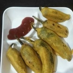 A picture of Mirch ke Pakore.