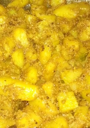 A picture of Chatpte kaddu ki sabji.