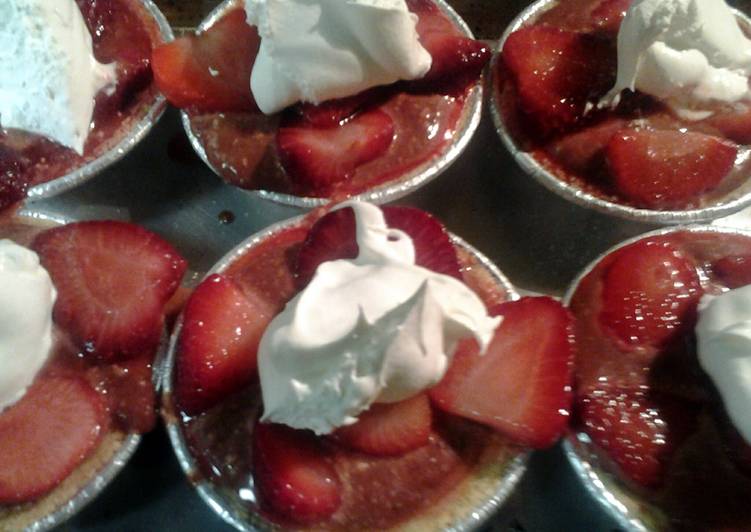 How to Prepare Super Quick Homemade strawberry menagerie