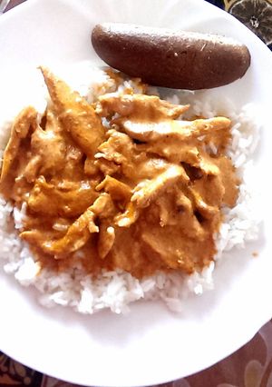 A picture of Chicken Curry.