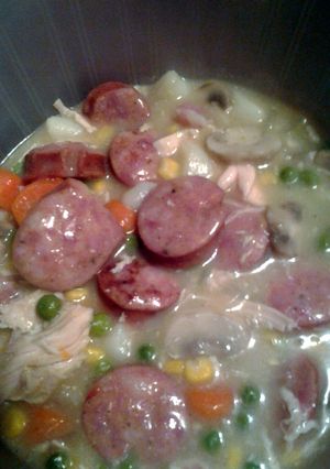 A picture of chicken and sausage stew.