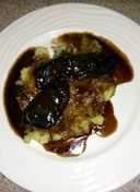 braised beef short ribs with garlic mashed potatoes