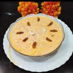 A picture of Carrot & Foxnut Kheer.