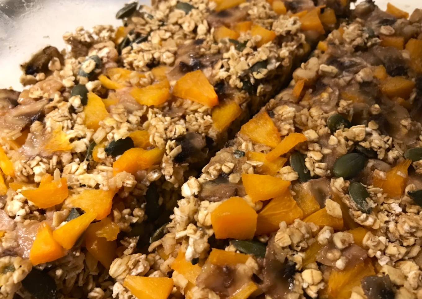 Banana Apricot Granola