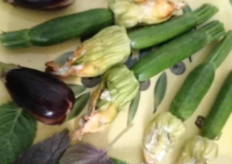Easiest Way to Prepare Speedy Fleurs de courgettes farcies mini aubergines façon tempura
