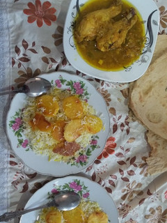 عکسی از دستور مرغ زعفرانی