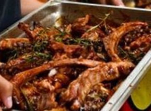 Una foto de Costillas de cordero en salsa de ciruela