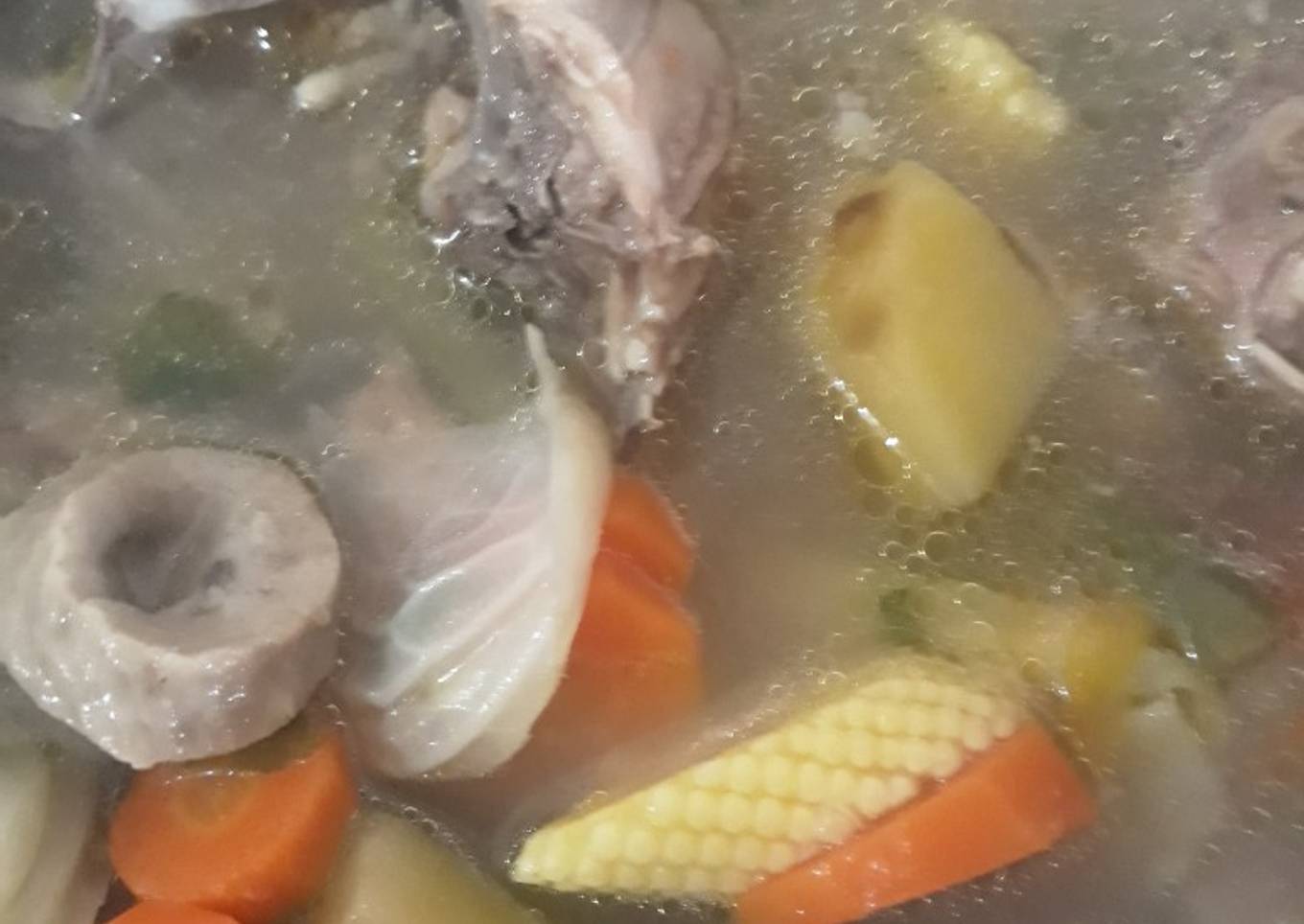 Sup sayur kaya bakso