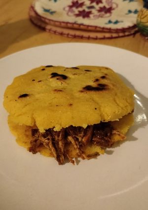 Una foto de Gorditas de queso con guisados