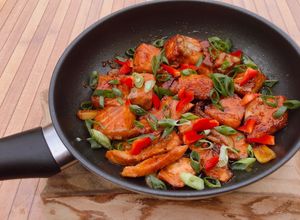 Hình của món Cá Hồi Kho Tiêu.