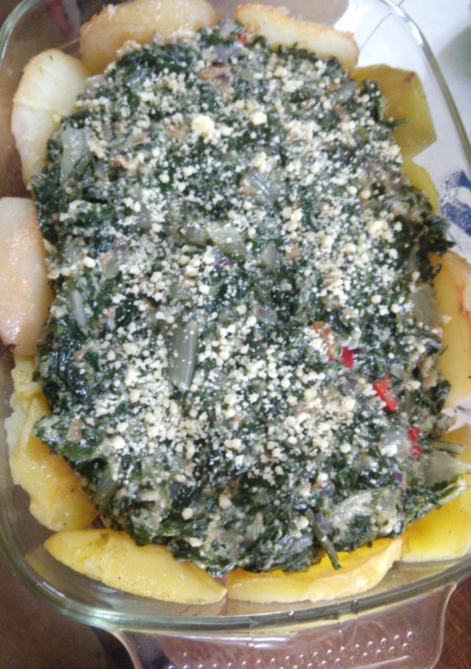 Una foto de Budín de acelga y papas doradas (pastel)