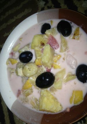 A picture of Fruit salad.