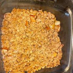 A picture of Easy apple crisp.