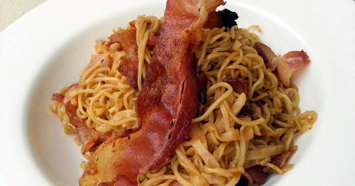 Fried Spicy Noodle With Crispy Bacon Recipe by Lii Go Cookpad