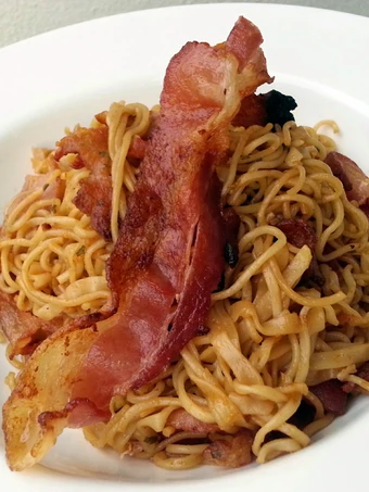 Easy Way Prepare Recipe Fried Spicy Noodle With Crispy Bacon that is  Makes Drooling, Can Spoil the Tongue}