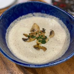 A picture of Mushroom soup.