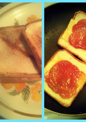 A picture of Pizza Grilled Cheeses.