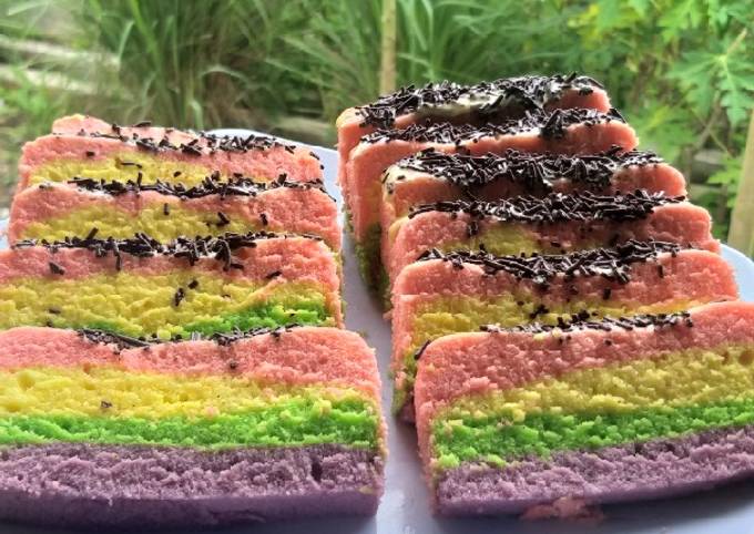 Rainbow cake 3 telur