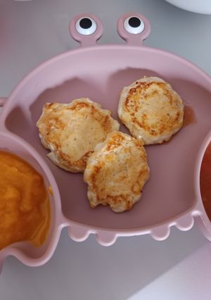 Una foto de BLW Mini hamburguesas de pollo y zanahoria (3 ingredientes)