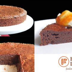 A picture of Kladdkaka | Swedish Chocolate Cake.