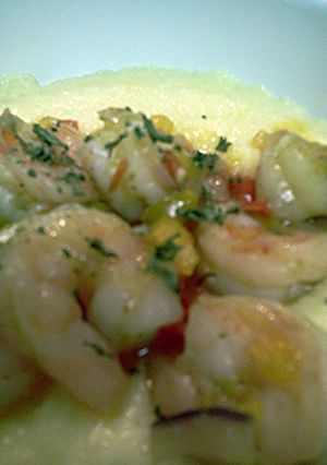 A picture of Shrimp and Pepper Cheese Grits.