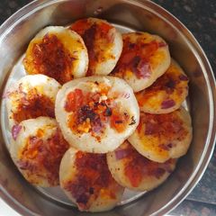 A picture of Instant tomato onion uttapam.