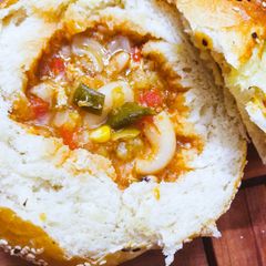 A picture of Bread bowl.