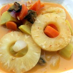 A picture of LG SWEET POTATO AND PINEAPPLE IN COCONUT MILK(KELEDEK MASAK LEMAK ).