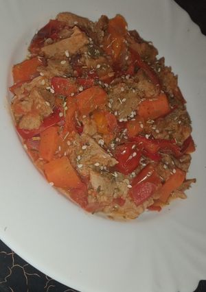O poză a rețetei Tocană vegană de legume.