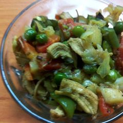 A picture of Mix vegetables with chicken ki sabzi.