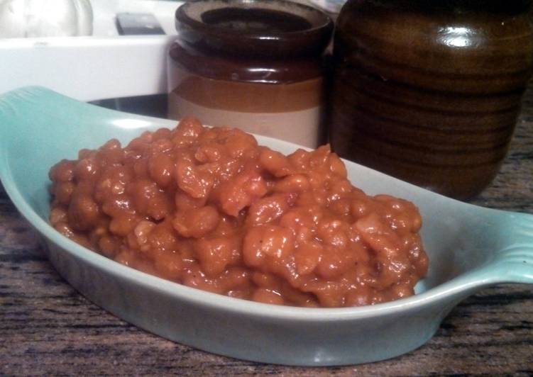 Homemade Spicy Baked Beans