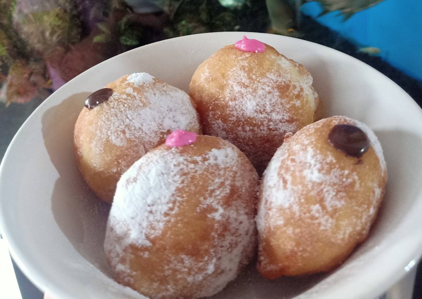 Donat Bomboloni autolysis