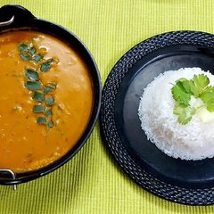 A picture of Khatti Dal with Steam Rice.
