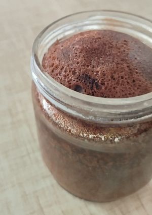 عکسی از دستور کیک شیشه ای فوری