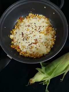 કોરિયન ચીઝ કોર્ન (Korean Cheese Corn Recipe In Gujarati) રેસીપી મુખ્ય ફોટો