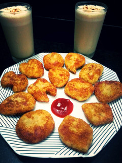 A picture of Chicken nuggets.